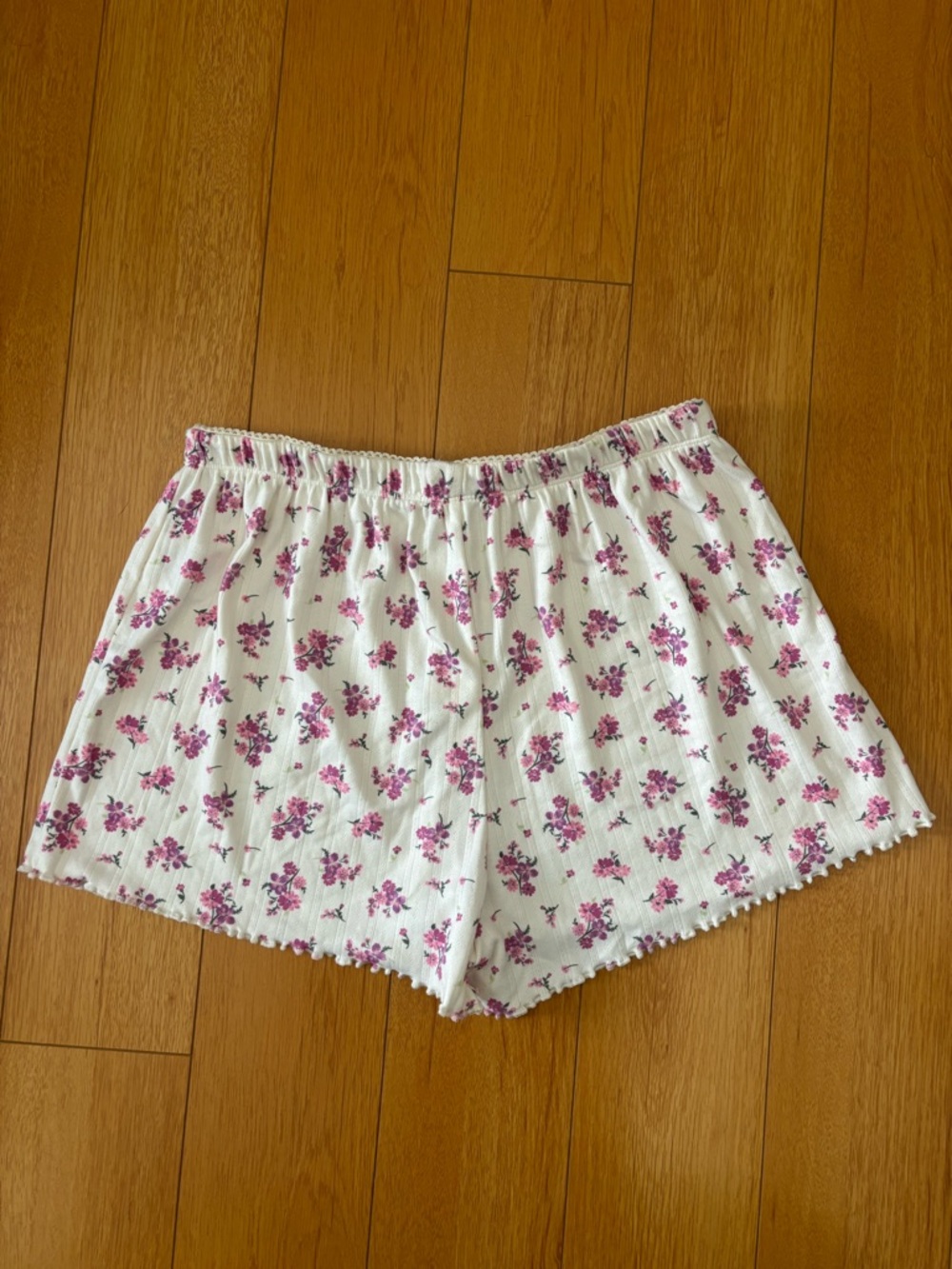 Z Supply Amour Ditsy Shorts - Picture 5 of 7